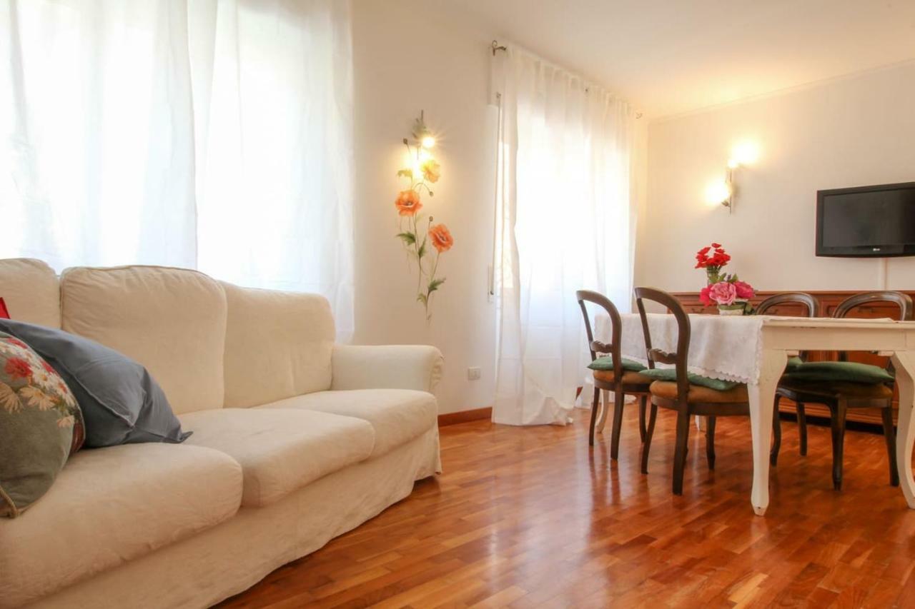 Papaveri Rossi Apartment Bordighera Exterior foto