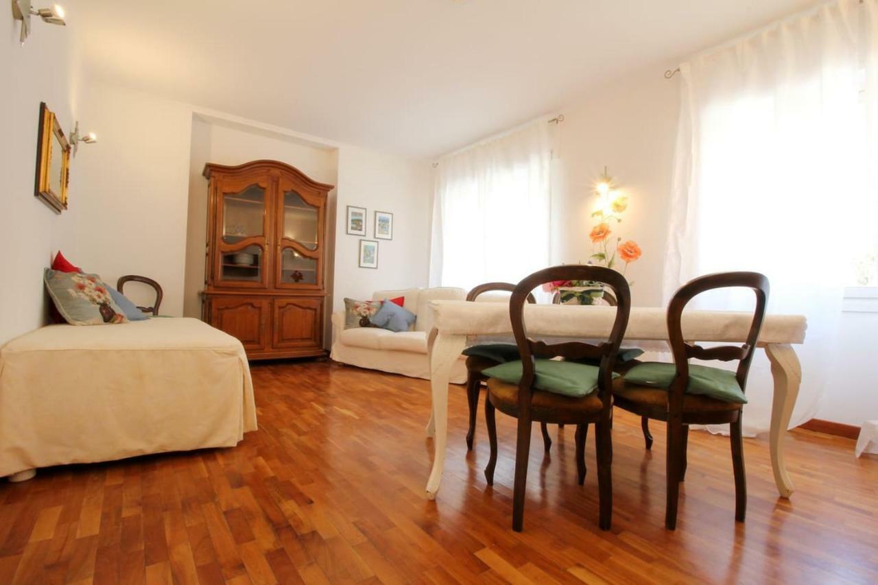 Papaveri Rossi Apartment Bordighera Exterior foto